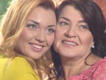 В гости к героиням приехали их мамы